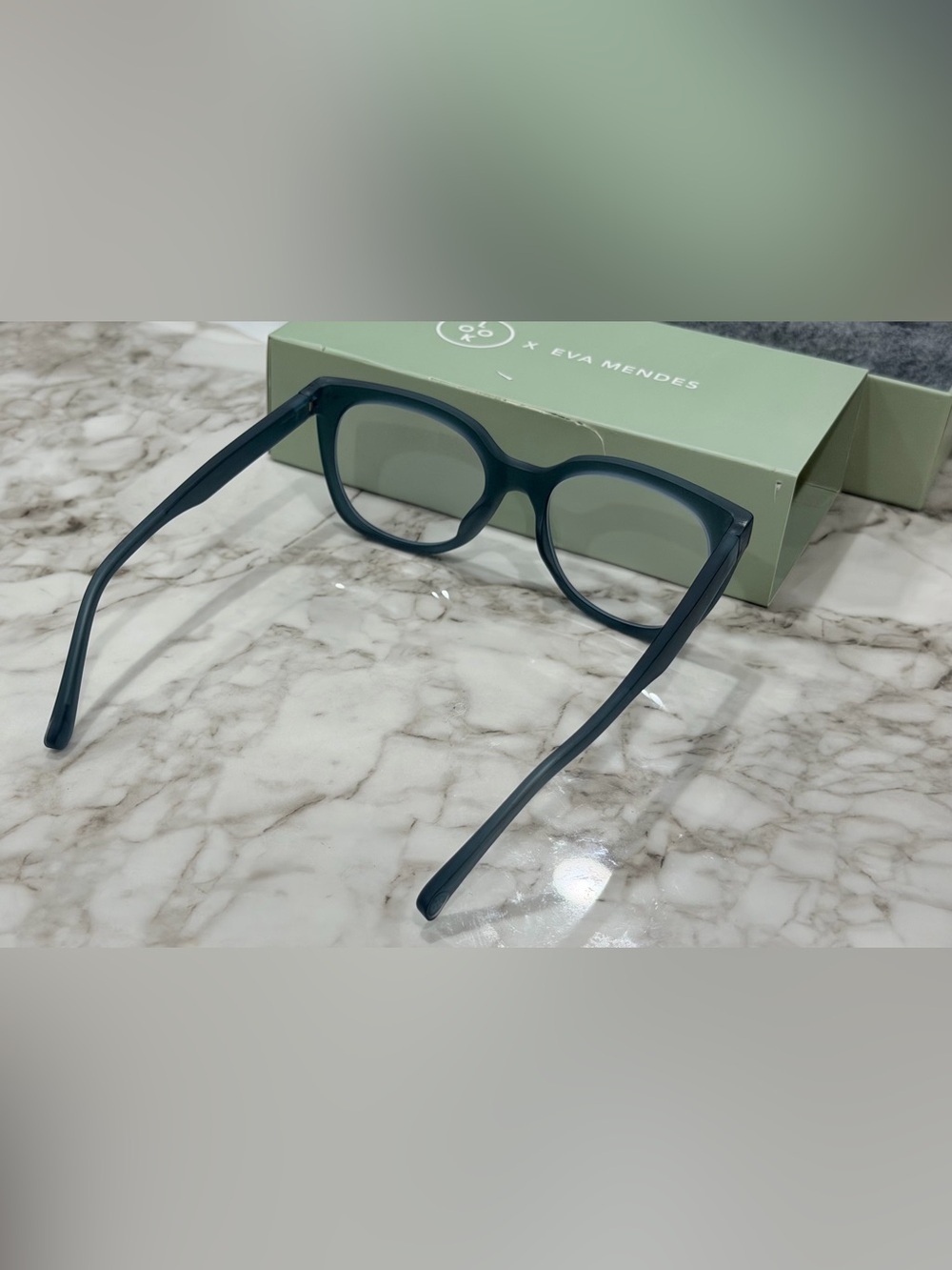Look Optics x Eva Mendes Progressive Evita Glasses in Lake Blue, +1.50 - Picture 12 of 13